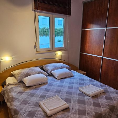Apartmani Dodo Трогир Екстериор снимка
