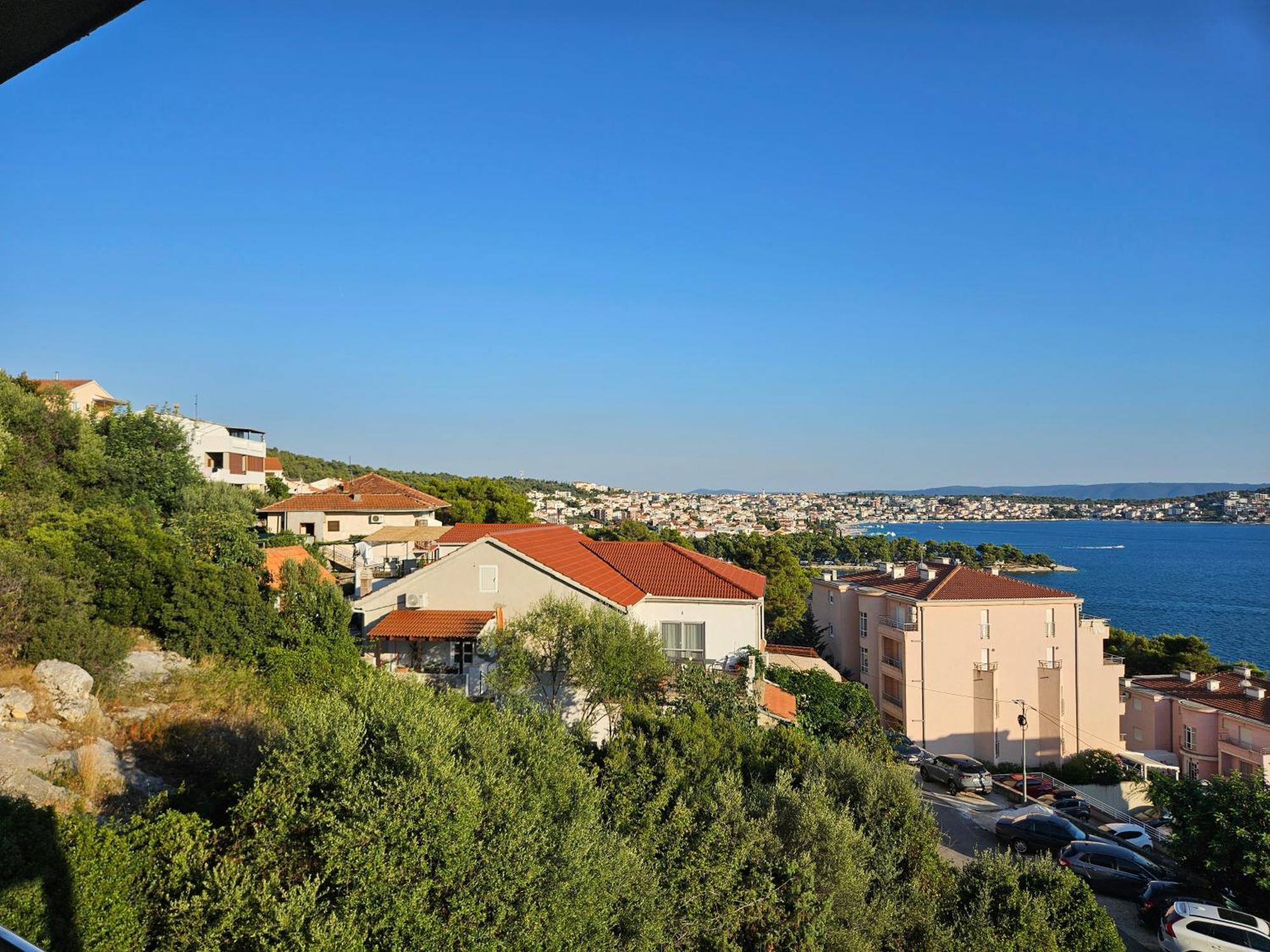 Apartmani Dodo Трогир Екстериор снимка